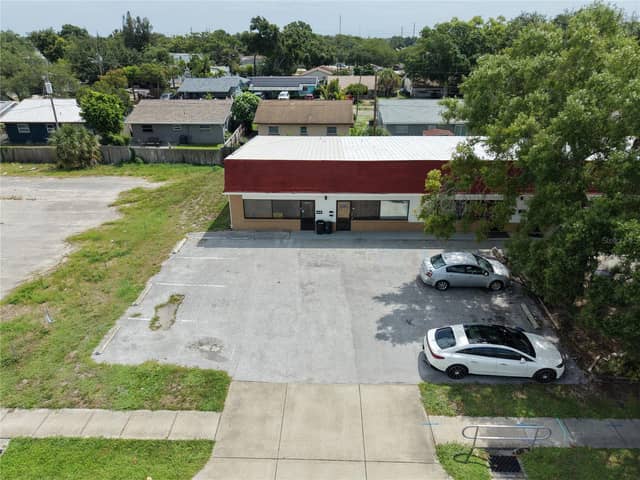 3563 CYPRESS TER N photo