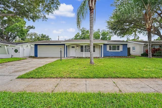 1340 WILLIAMS DR photo