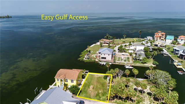 1 SEAVIEW BLVD photo