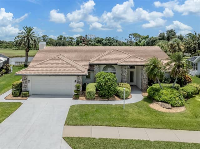 1428 GLENEAGLES DR photo