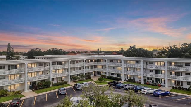 2454 AUSTRALIA WAY E #32 photo