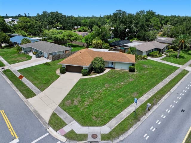 2711 GULF GATE DR photo