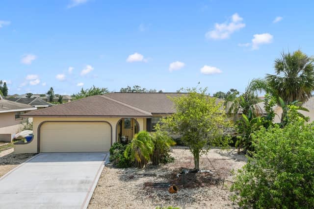 744 FLAMINGO DR photo