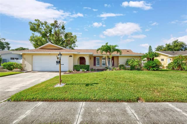 1081 MCFARLAND ST photo