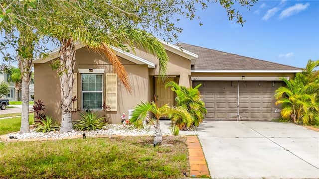 102 CASCADE BEND DR photo