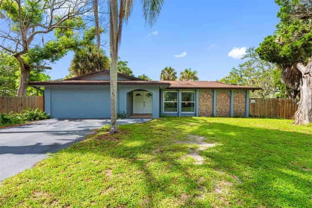 7032 MORNINGSTAR LN photo
