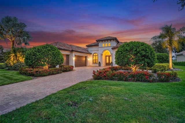 11810 RIVER SHORES TRL photo