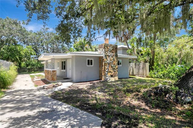 7541 PIER RD photo