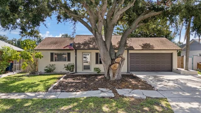 1310 MANDARIN DR photo