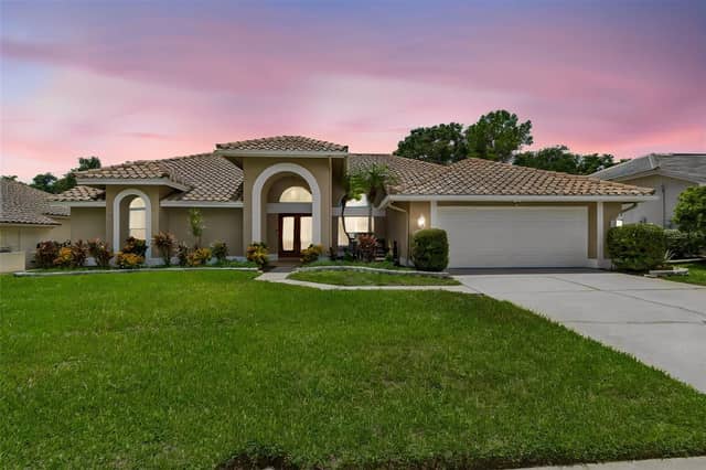 2937 HILLCREEK CIR S photo