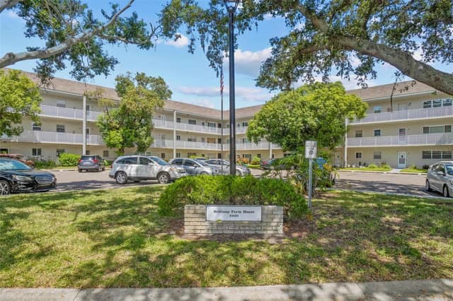 2440 WORLD PARKWAY BLVD #52 photo