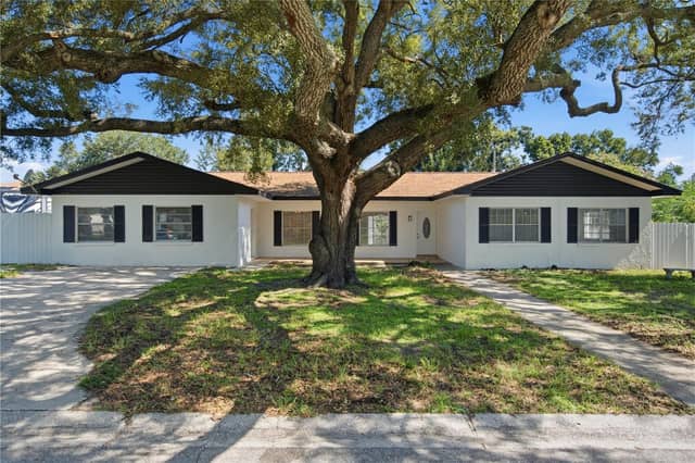 604 ROYAL CREST DR photo