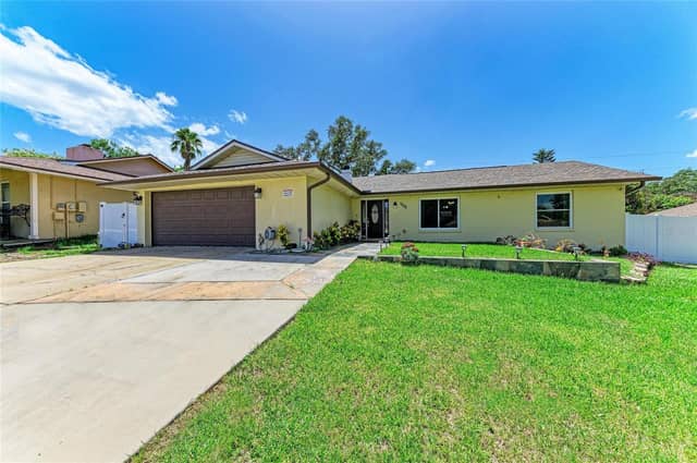 1520 SUNNYHILLS DR photo