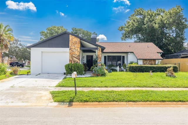 1338 GREENLEA DR photo