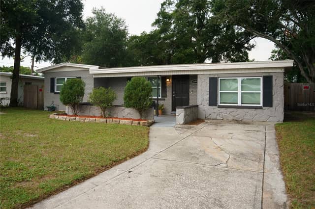 10906 N LANTANA AVE photo