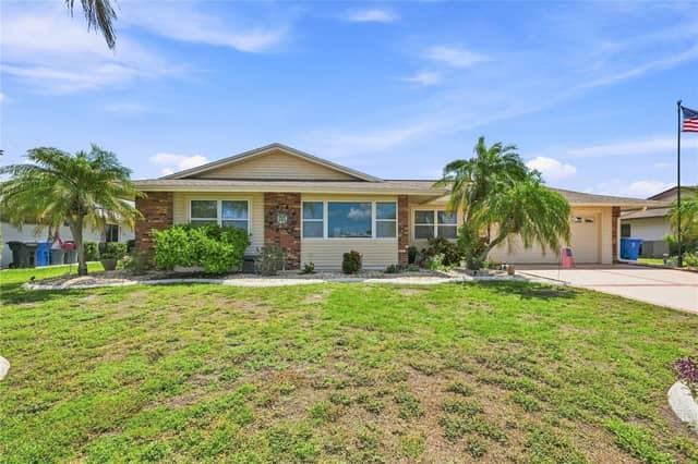 1405 HACIENDA DR photo