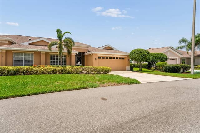 2208 WORTHINGTON GREENS DR #2208 photo