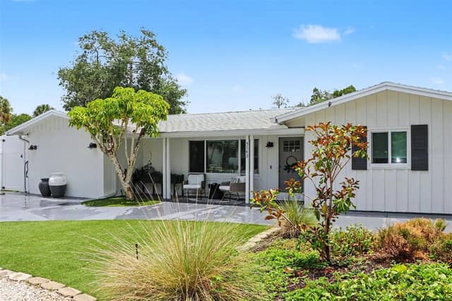 5143 SANDY BEACH AVE photo