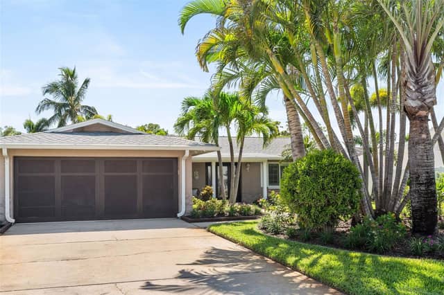 251 N JULIA CIR photo