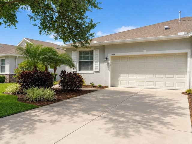7436 SURREY PINES DR photo