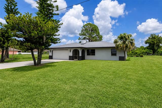 11910 SARAGOSSA LN photo
