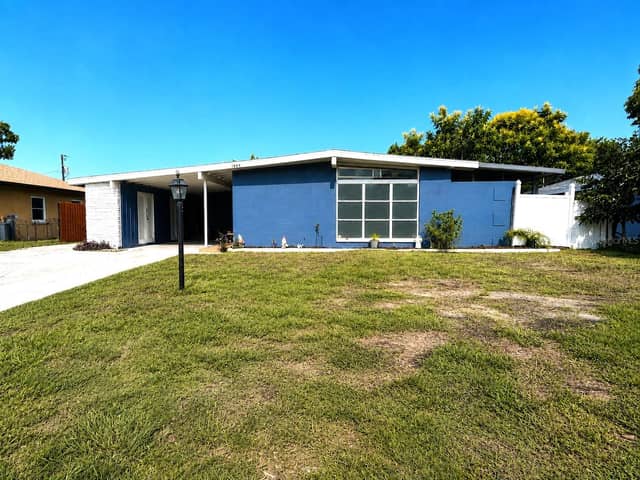 1004 DARTMOUTH DR photo
