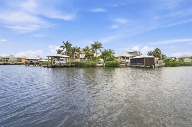 485 FLAMINGO DR photo