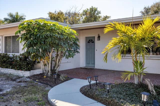 5201 STEVENS DR photo