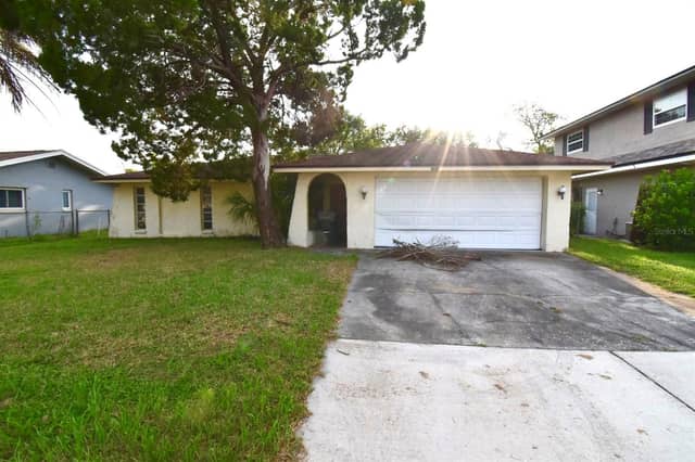 704 LEMONWOOD DR photo