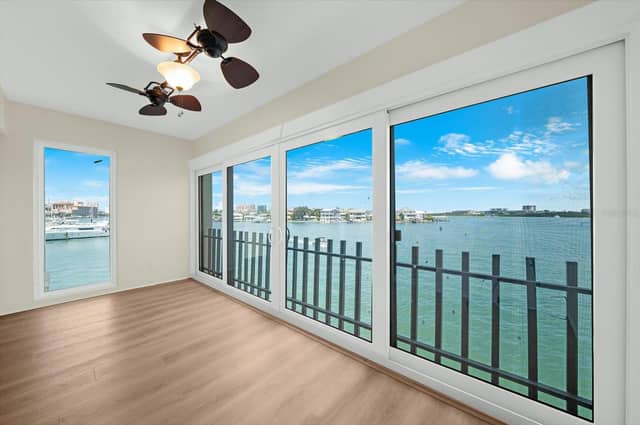 868 BAYWAY BLVD #307 photo
