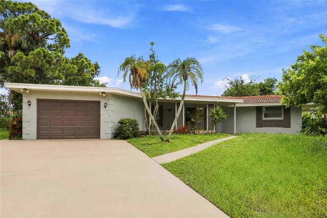 131 DEGAS DR photo