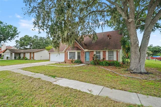 736 SANDY CREEK DR photo
