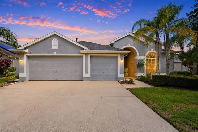 12018 NORTHUMBERLAND DR photo