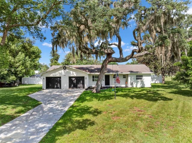 1002 KAY JEAN DR photo