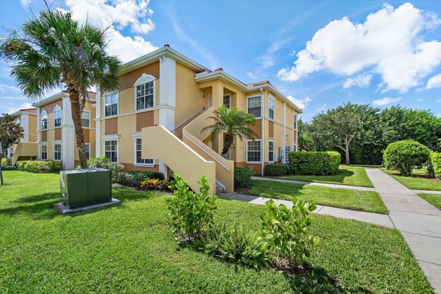 1010 VILLAGIO CIR #104 photo
