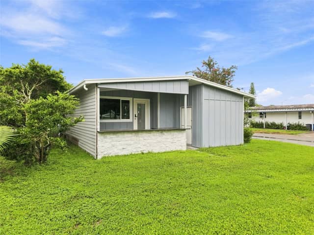 163 DOLPHIN DR E photo