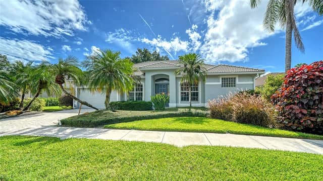 5325 ANTHONY LN photo