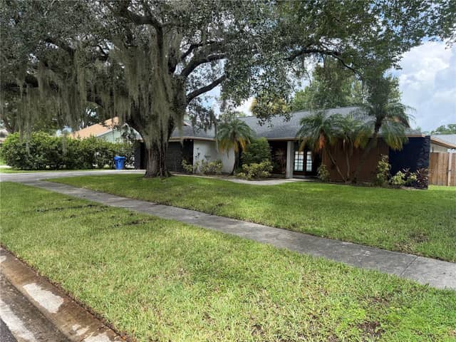 4715 KEMBLE CT photo
