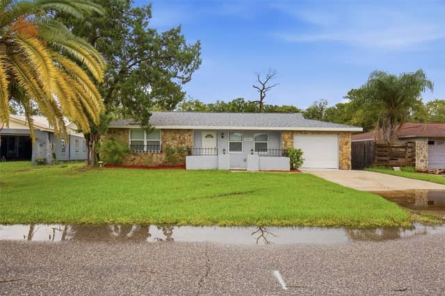 8531 HORIZON LN photo