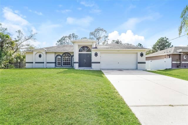 1743 HAZELTON AVE photo