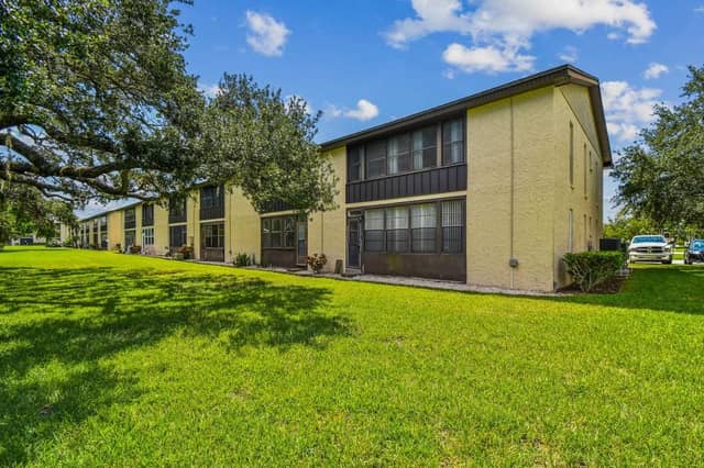 4829 ONYX LN #101 photo