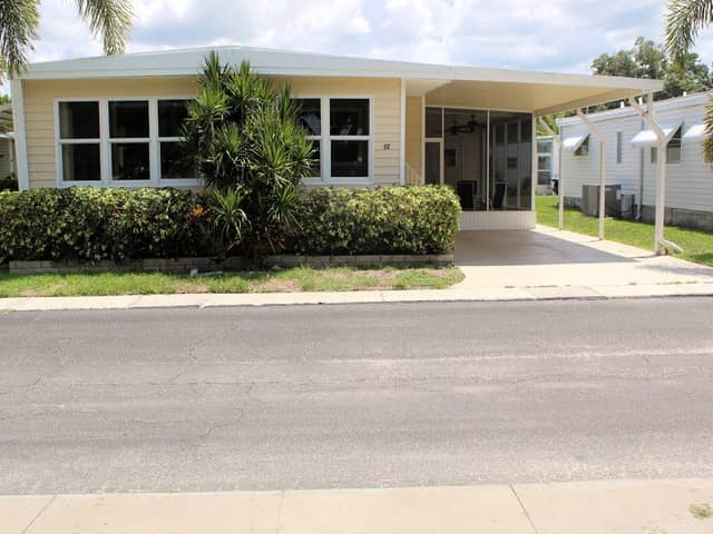 92 THATCH PALM ST E photo