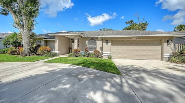 4494 DIAMOND CIR E photo