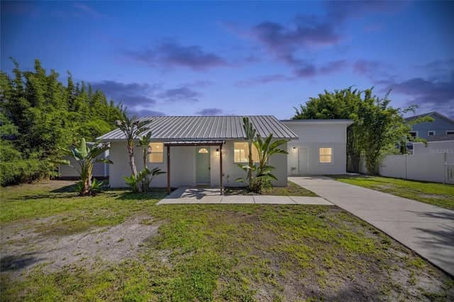 6712 MYRNA DR photo
