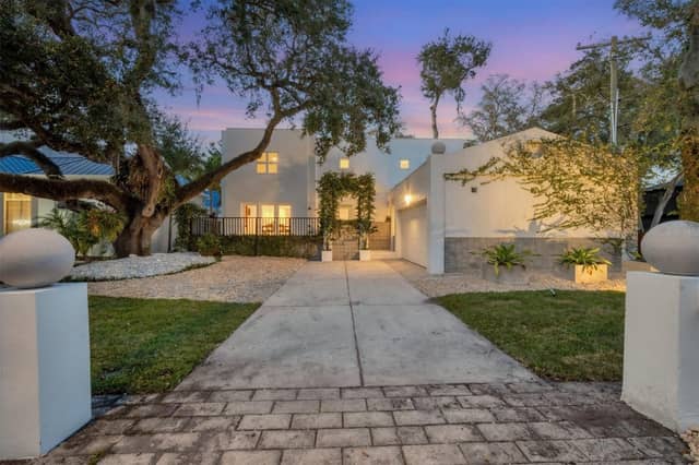 2701 CHAMBRAY LN photo