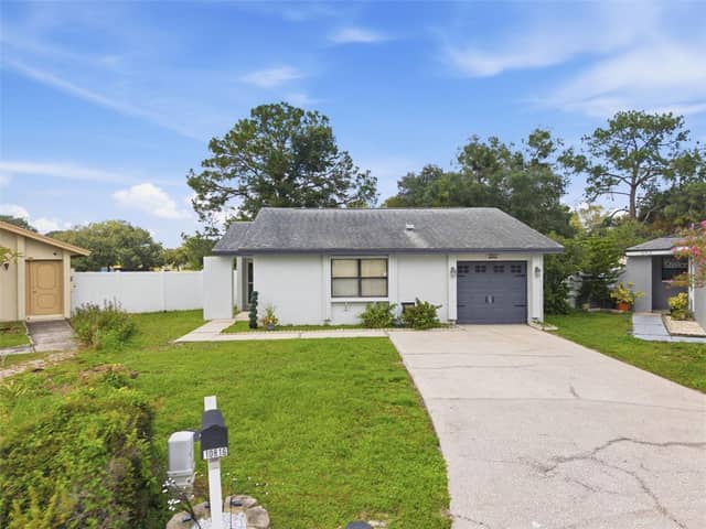 10816 FAIRFIELD VILLAGE DR photo