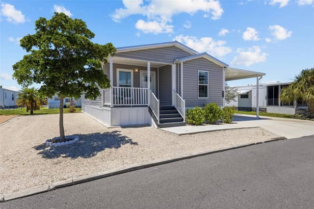 892 GRADO DR photo