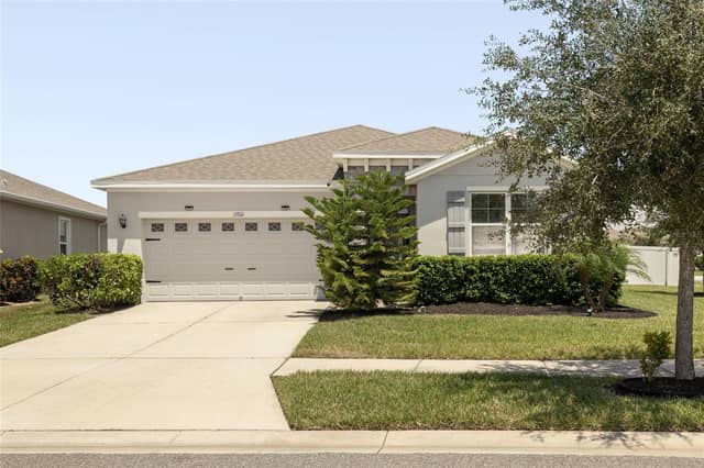 13301 WATERLEAF GARDEN CIR photo