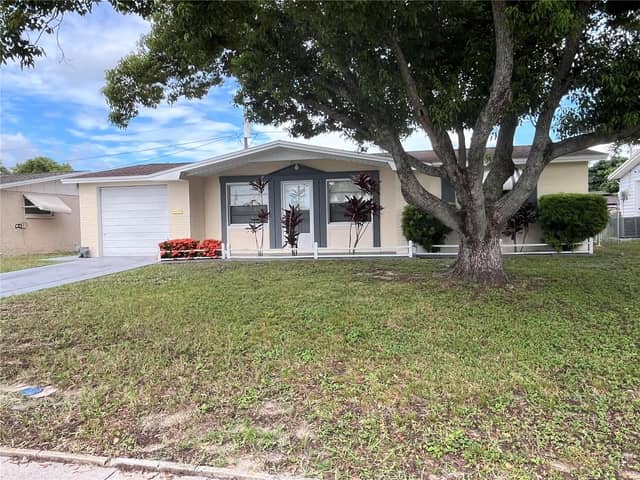 3632 PENSDALE DR photo
