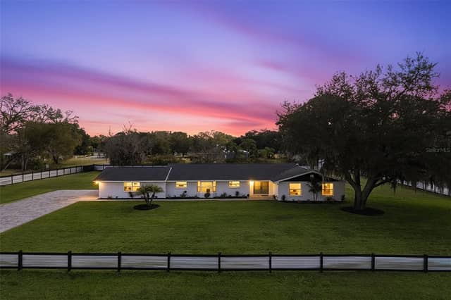 2338 MEADOWBROOK DR photo